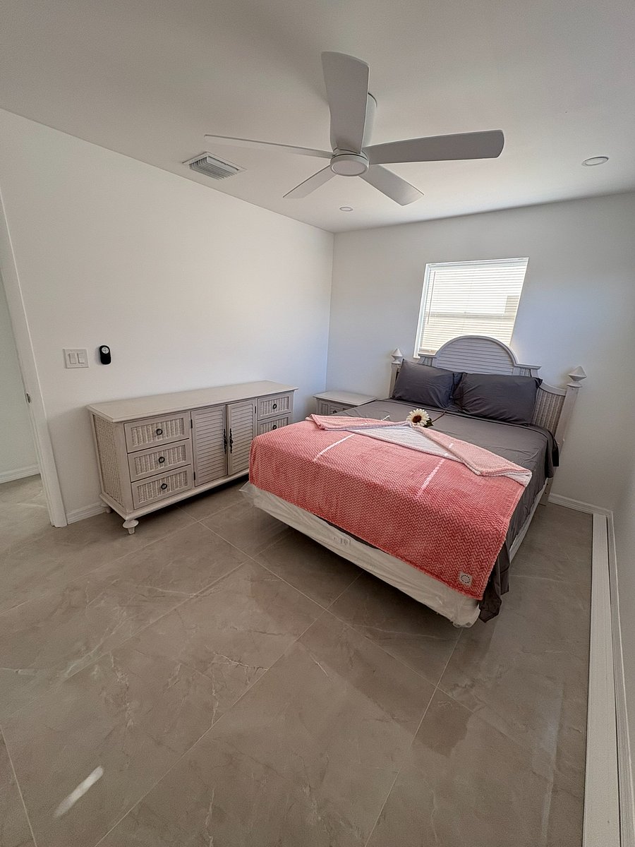 Furnished Finder property 888464_1 photo 3