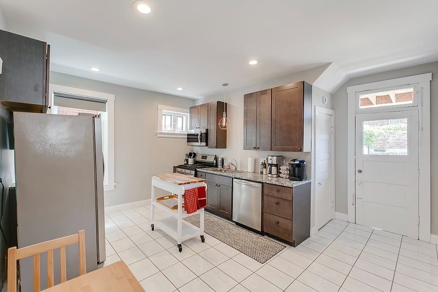 Furnished Finder property 888470_1 photo 7