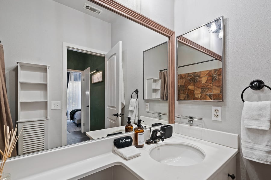 Furnished Finder property 888477_1 photo 30