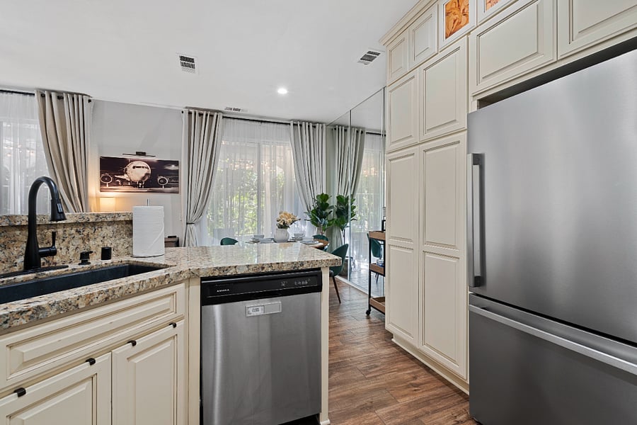 Furnished Finder property 888477_1 photo 16