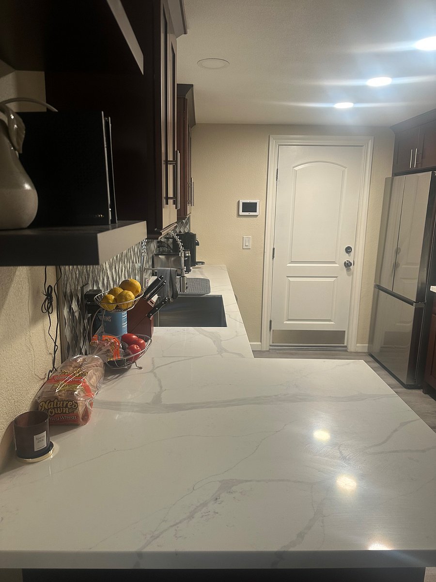 Furnished Finder property 888478_1 photo 4