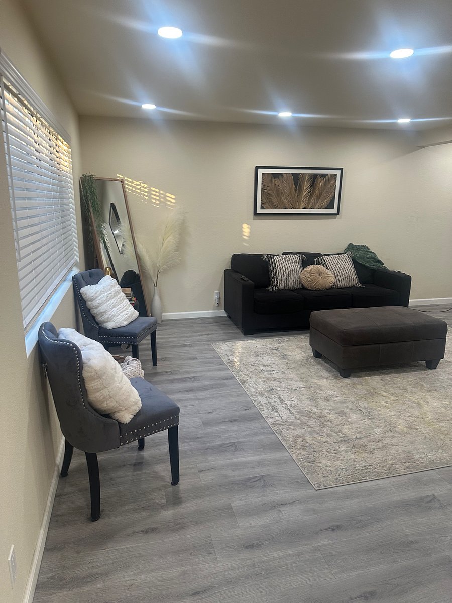 Furnished Finder property 888478_1 photo 8