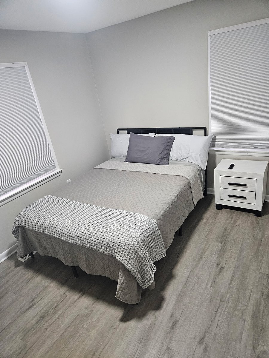 Furnished Finder property 888493_1 photo 5