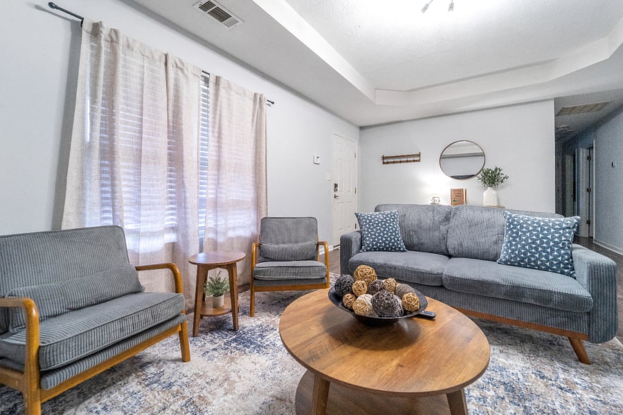 Furnished Finder property 888516_1 photo 5