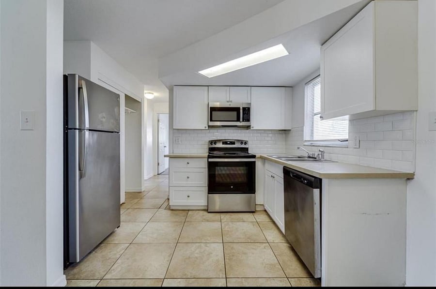 Furnished Finder property 888518_1 photo 7