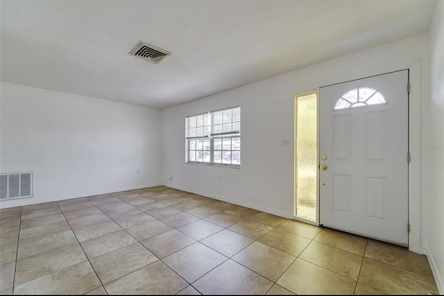 Furnished Finder property 888518_1 photo 8
