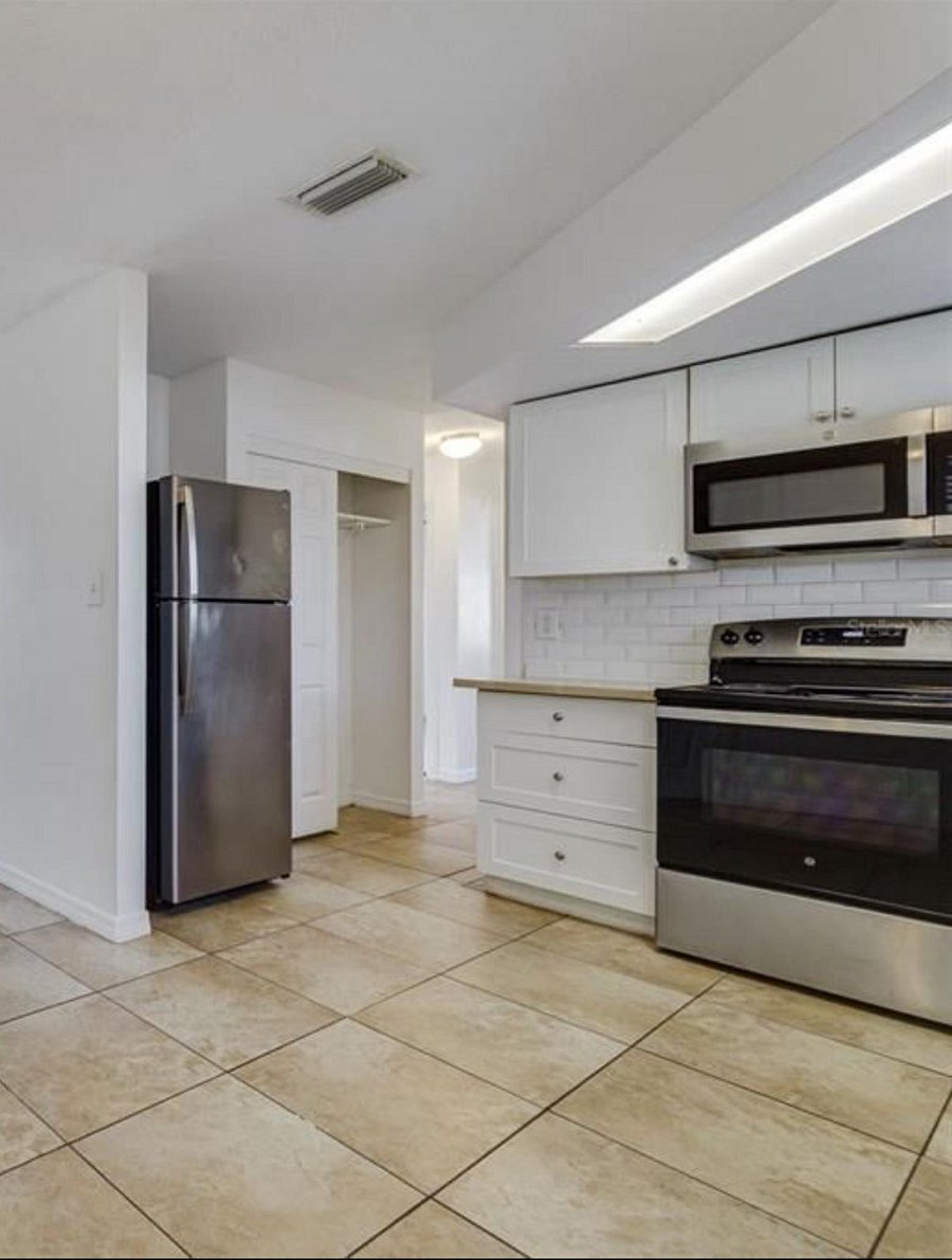 Furnished Finder property 888518_1 photo 9