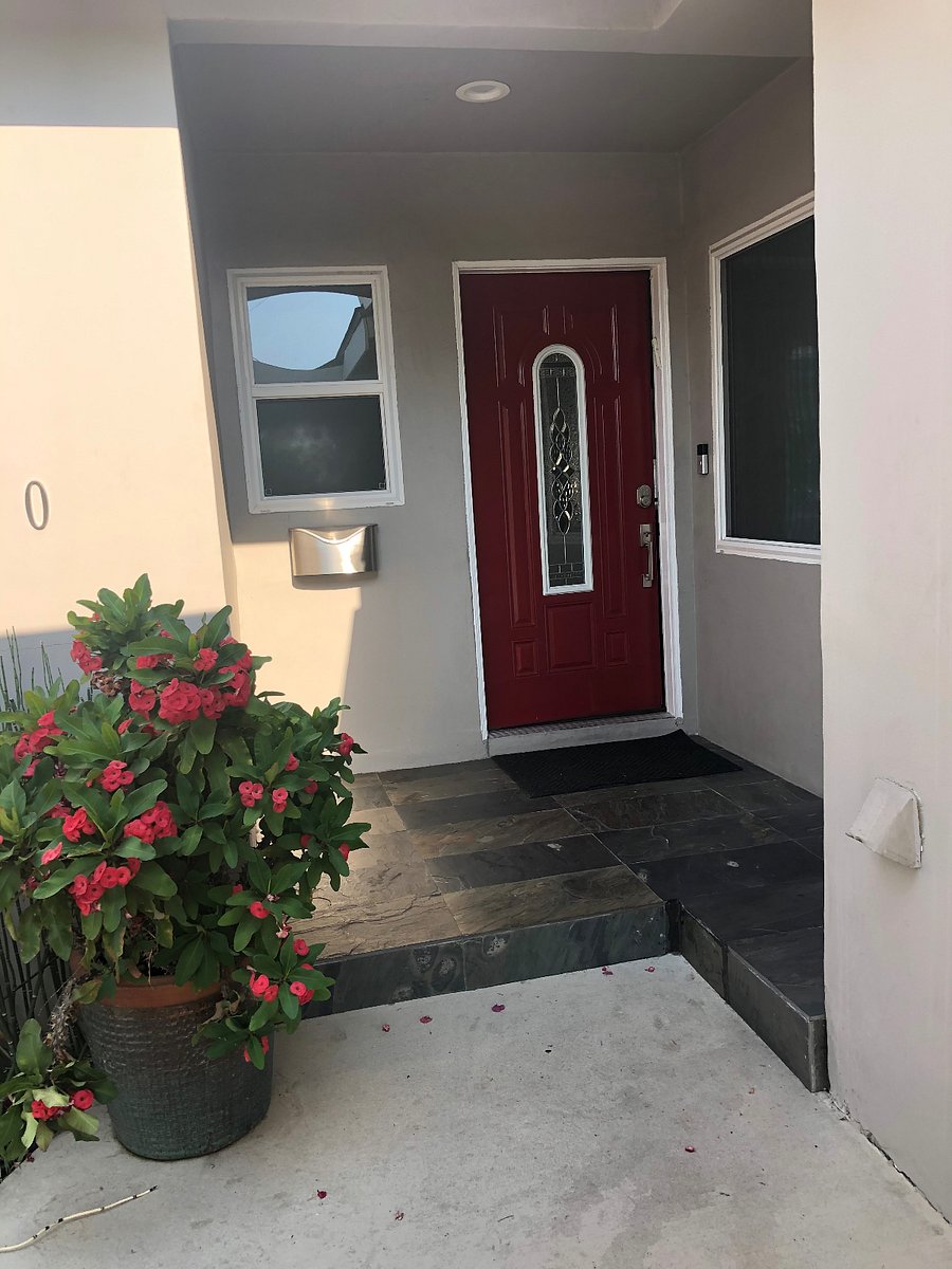 Furnished Finder property 888519_1 photo 17
