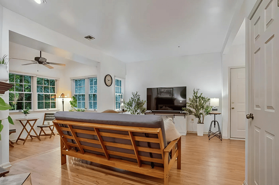 Furnished Finder property 888534_1 photo 4