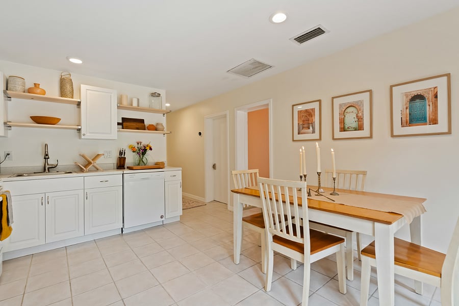 Furnished Finder property 888543_2 photo 3