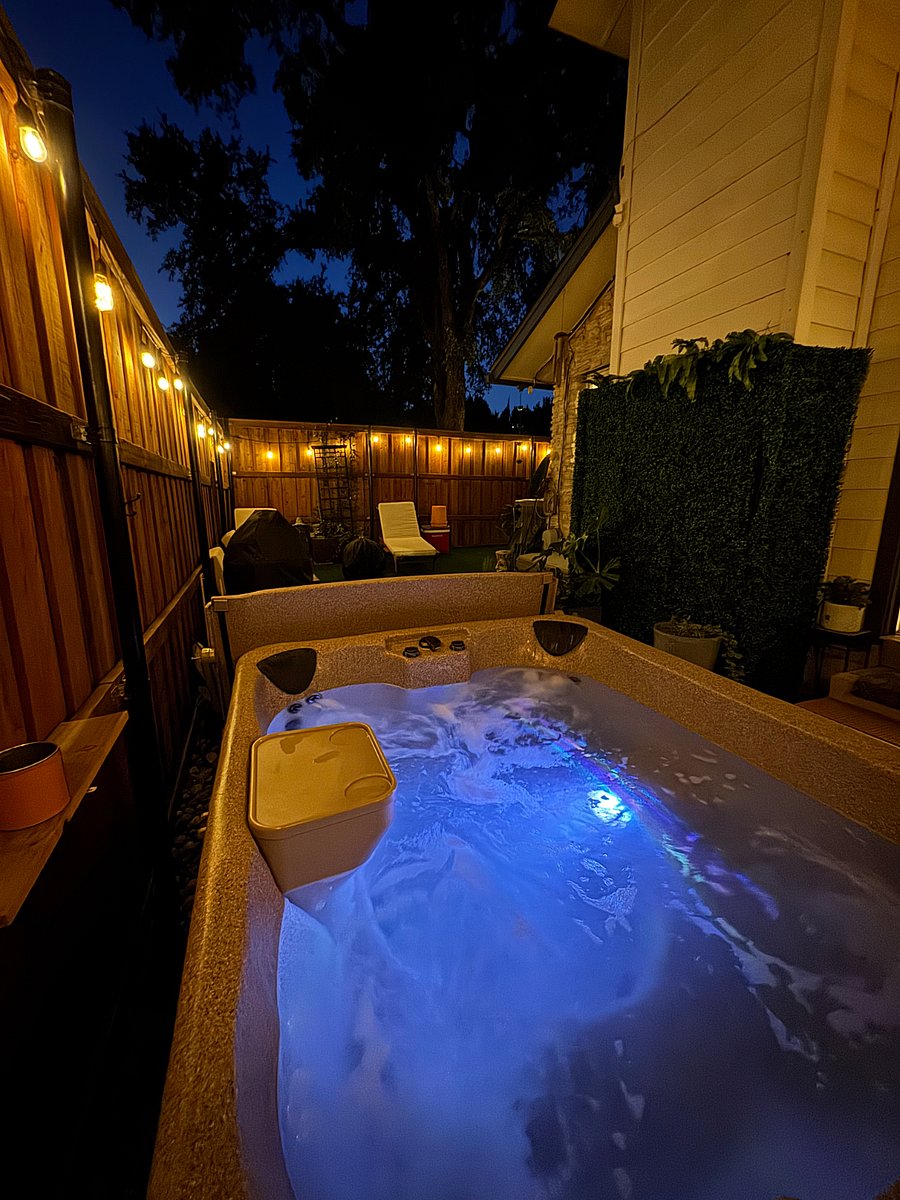 EcoSpa hot tub