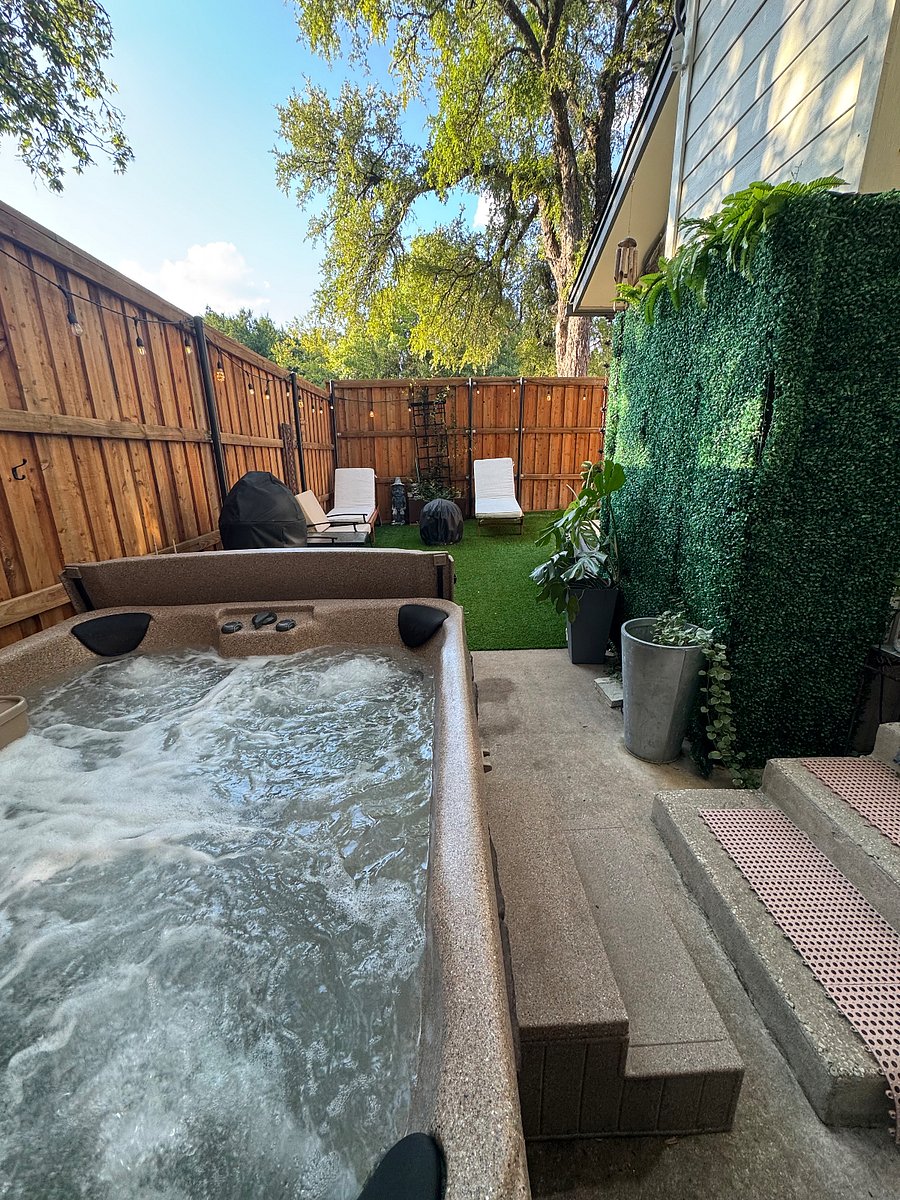EcoSpa hot tub