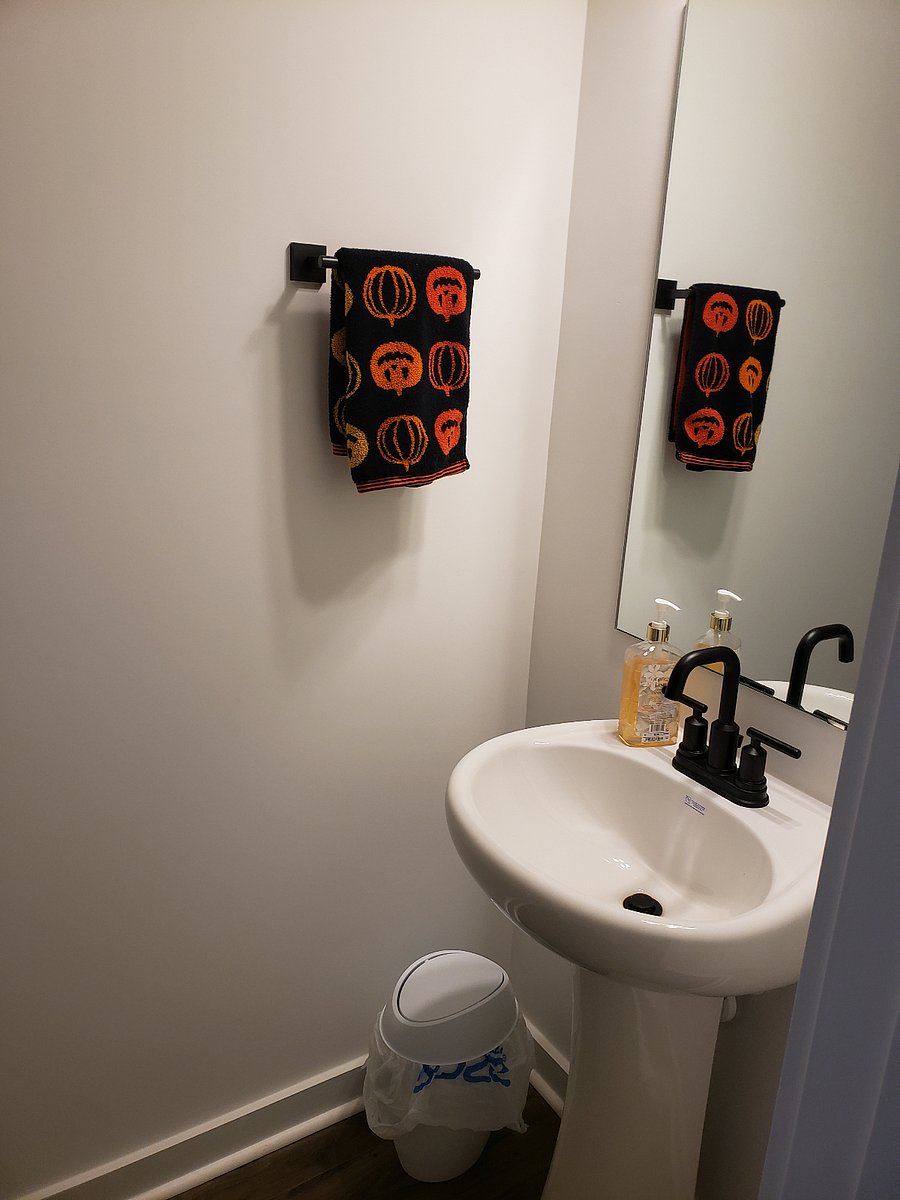 Furnished Finder property 888563_1 photo 21