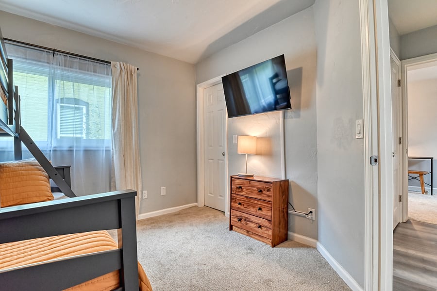 Furnished Finder property 888594_1 photo 14