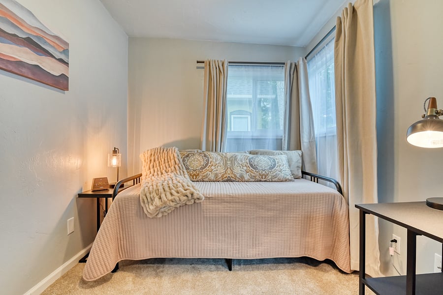 Furnished Finder property 888594_1 photo 12