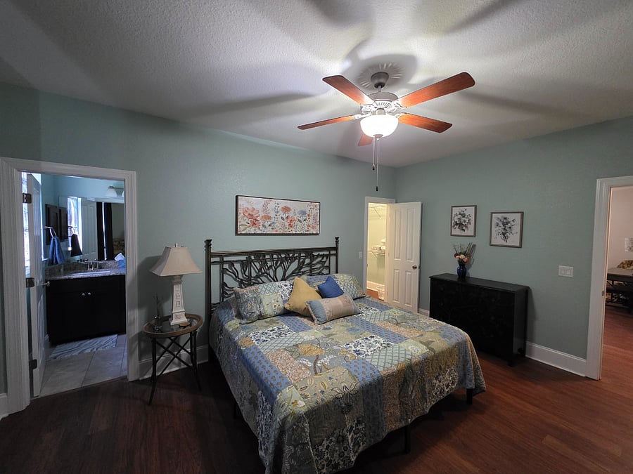 Furnished Finder property 888596_1 photo 17