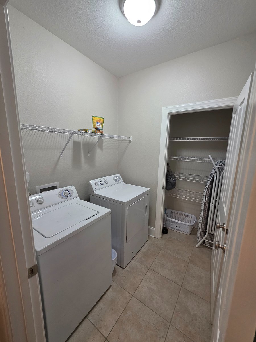 Furnished Finder property 888596_1 photo 26