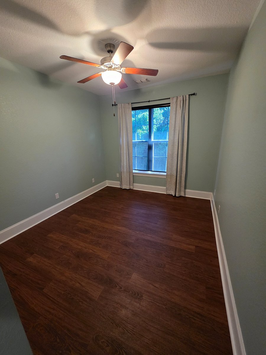 Furnished Finder property 888596_1 photo 22