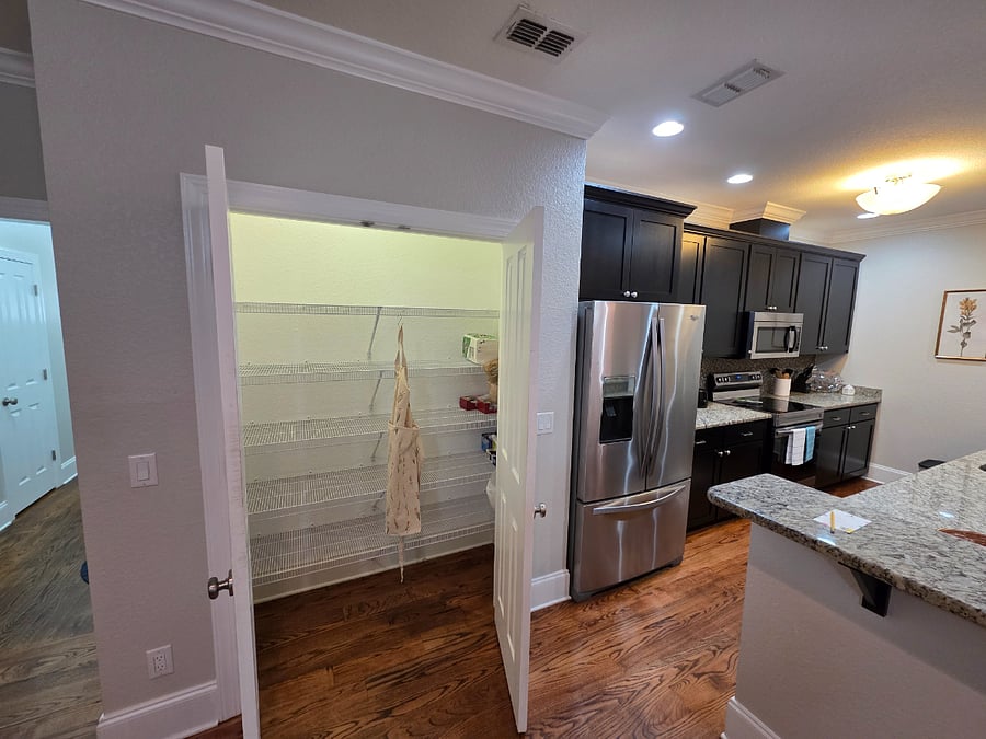 Furnished Finder property 888596_1 photo 10