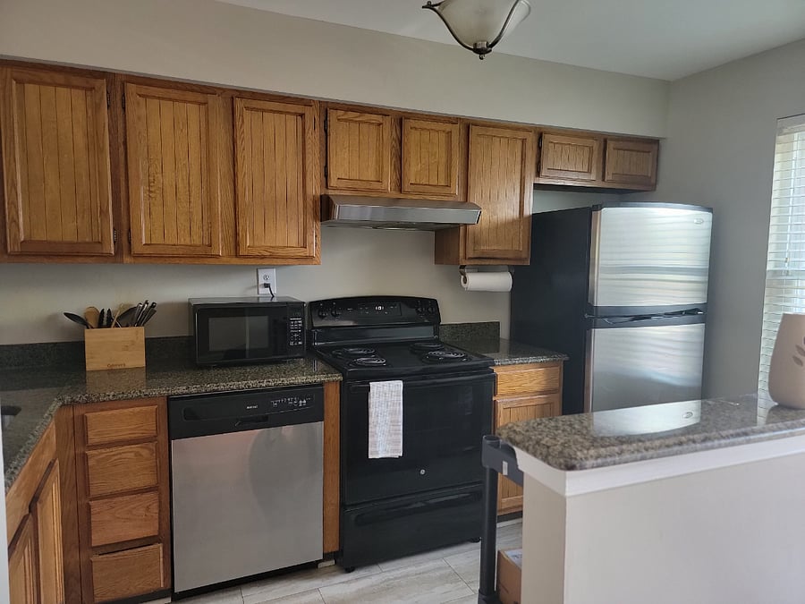 Furnished Finder property 888600_1 photo 11