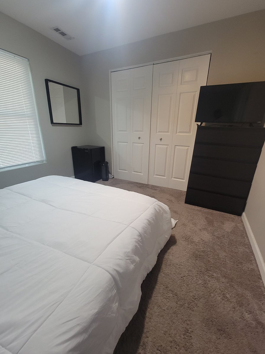 Furnished Finder property 888600_1 photo 19