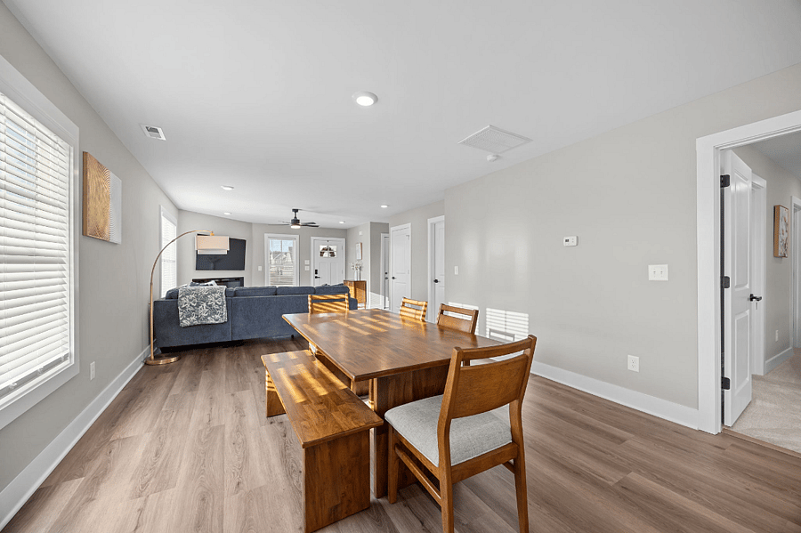 Furnished Finder property 888617_1 photo 4