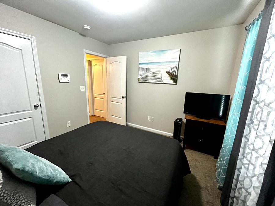 Furnished Finder property 888633_1 photo 8