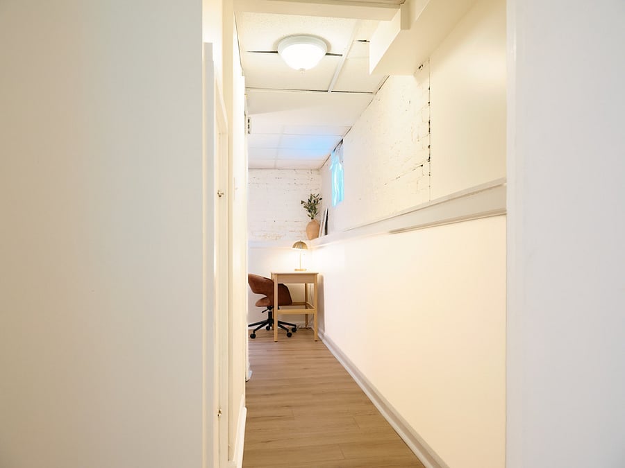Bedroom 2 Entrance