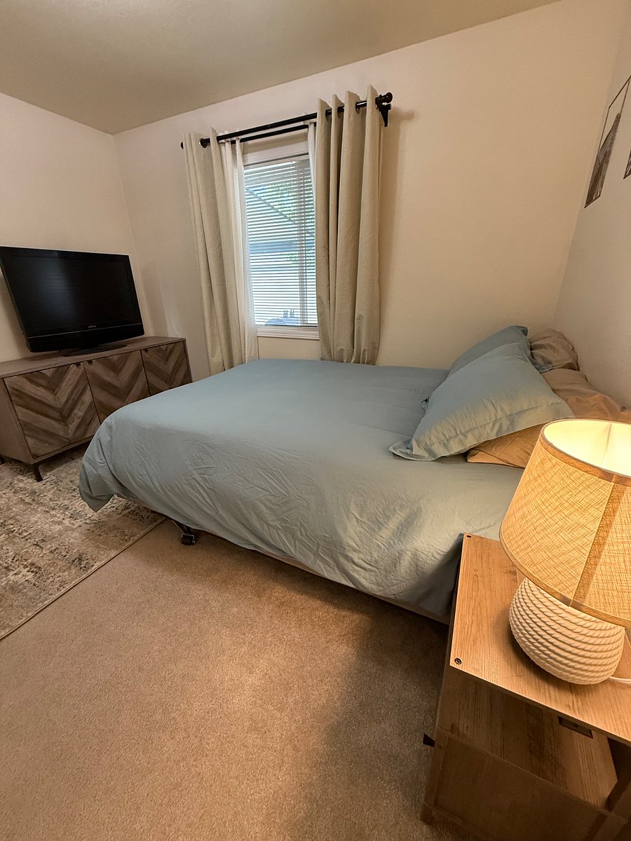Furnished Finder property 888660_1 photo 3