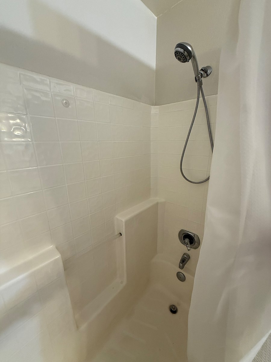 Furnished Finder property 888660_2 photo 12