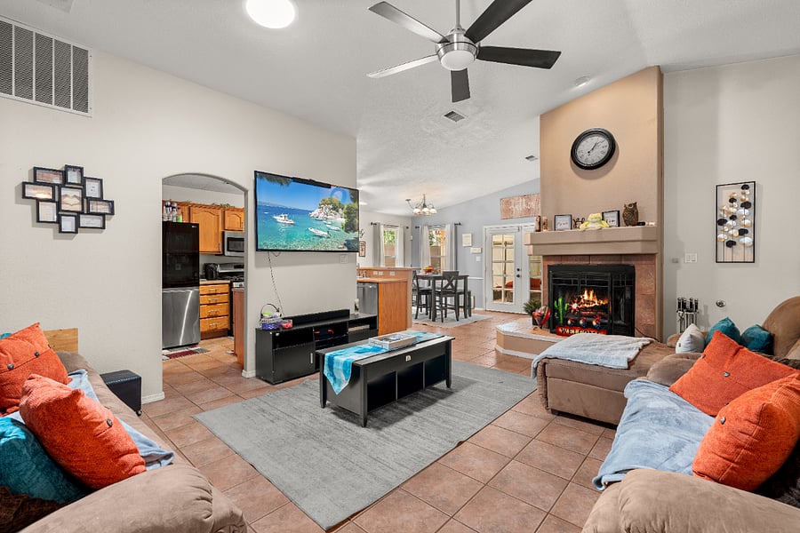 Furnished Finder property 888668_1 photo 3
