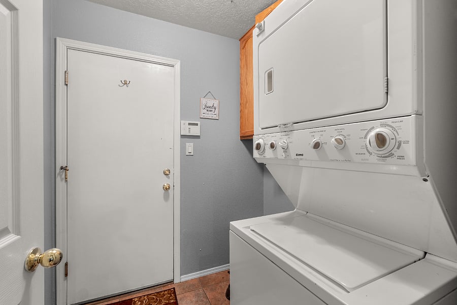Furnished Finder property 888668_1 photo 12