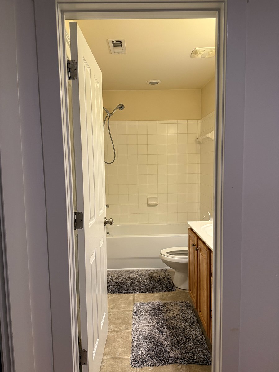 Furnished Finder property 888672_1 photo 6