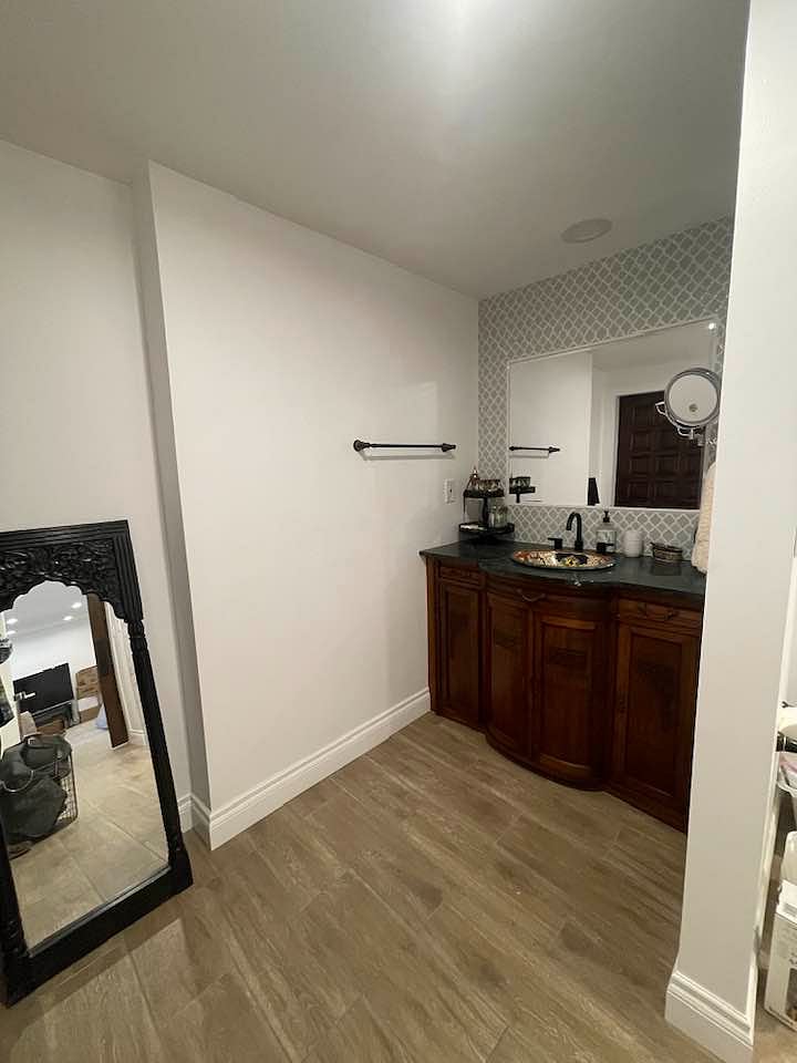 Furnished Finder property 888697_1 photo 17