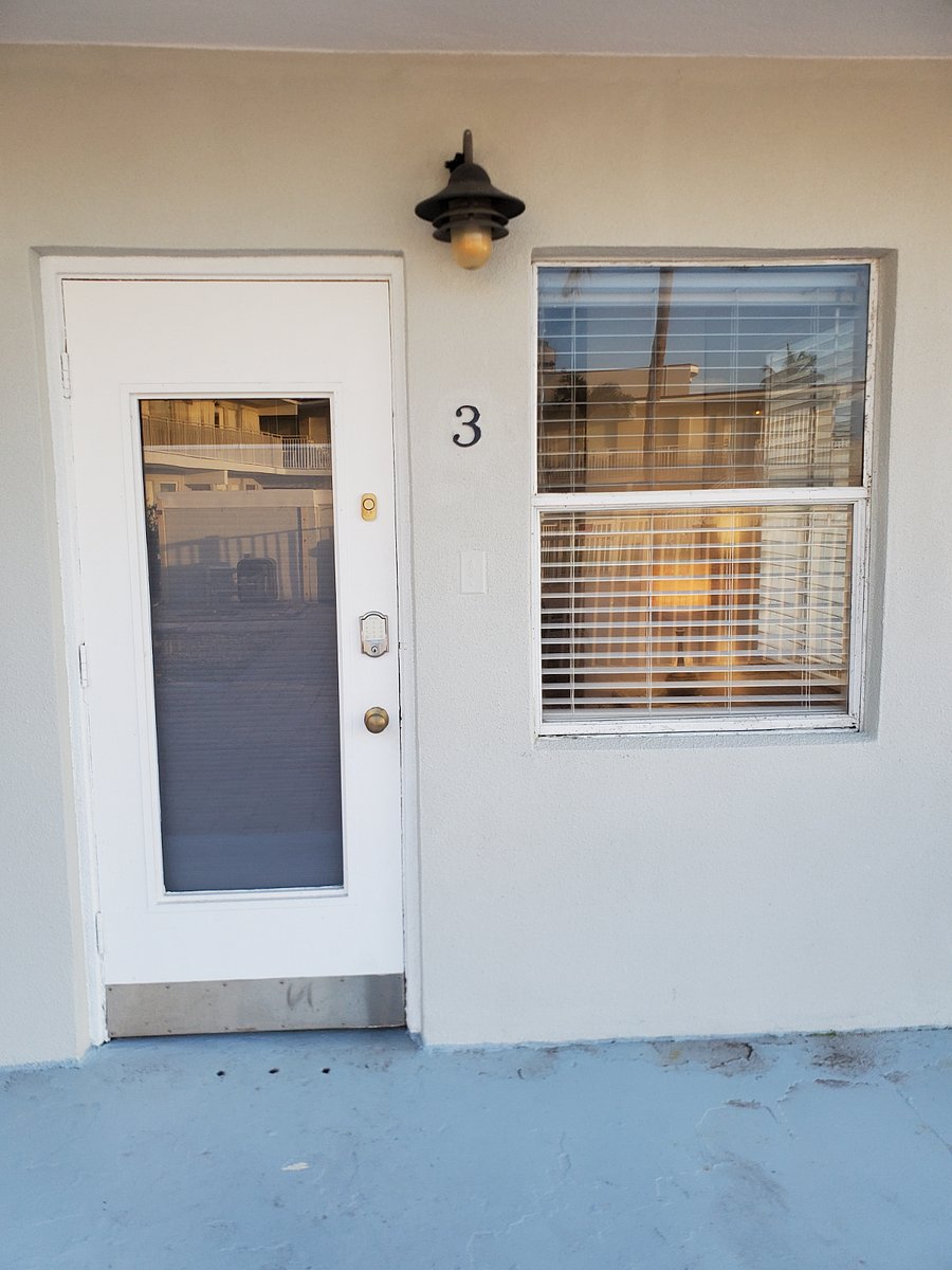 Furnished Finder property 888699_1 photo 12