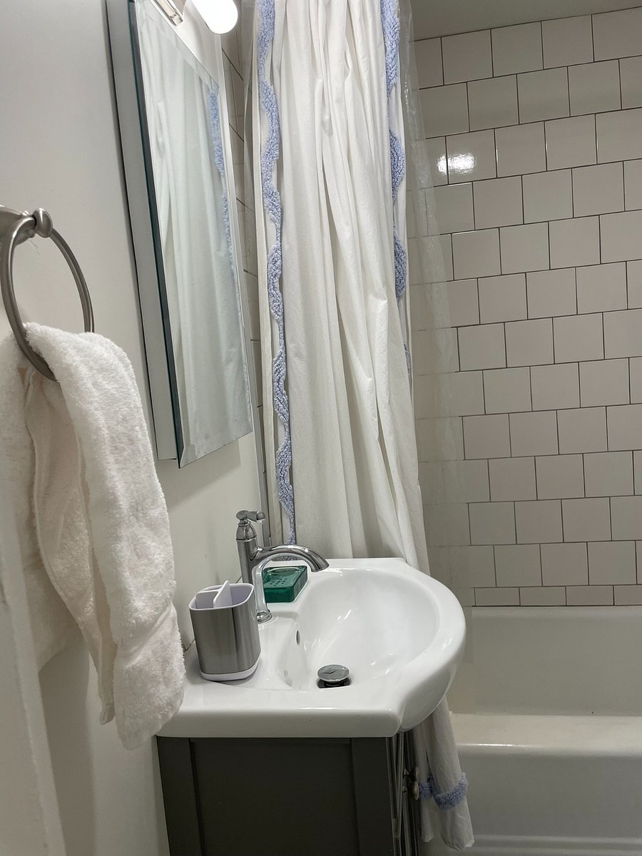 Furnished Finder property 888708_1 photo 9