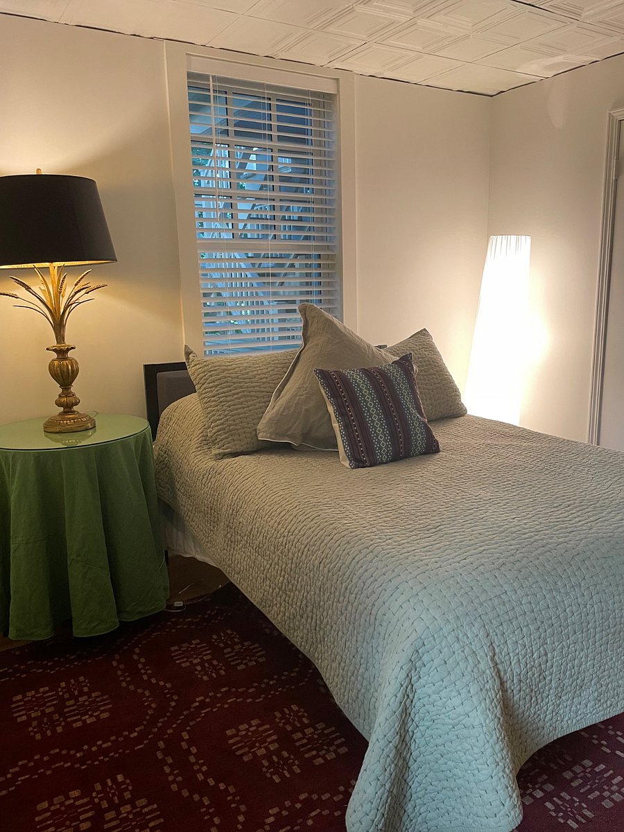 Furnished Finder property 888708_1 photo 15