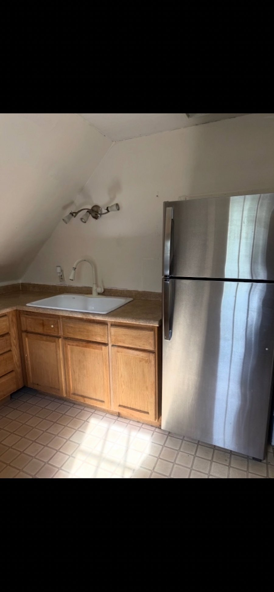 Furnished Finder property 888721_1 photo 3