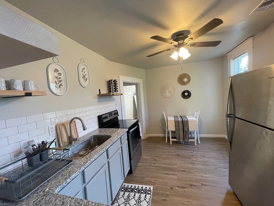 Furnished Finder property 888725_1 photo 8