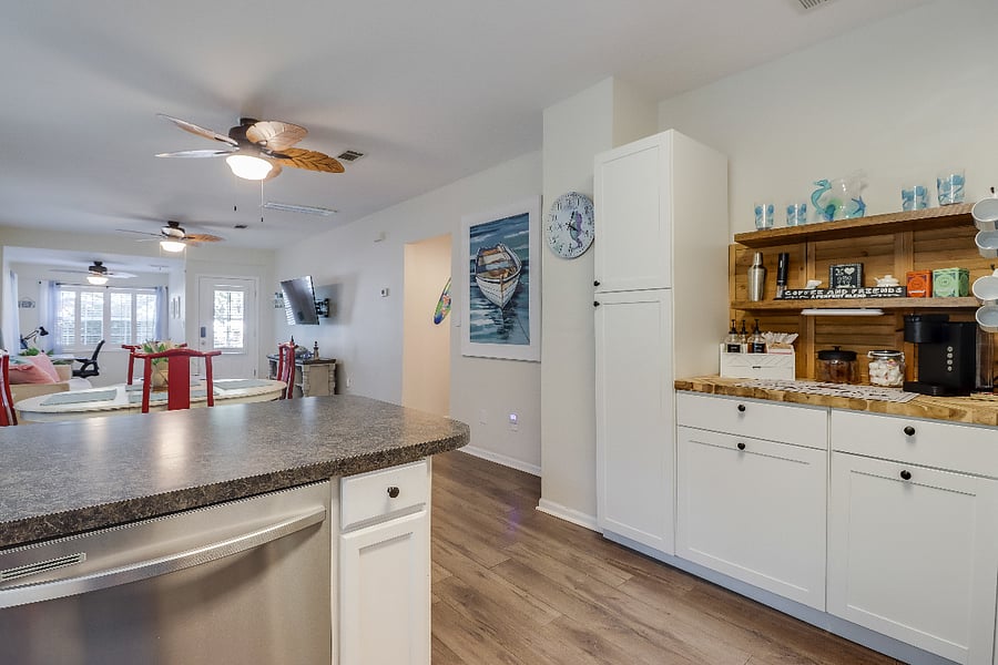 Furnished Finder property 888747_1 photo 10