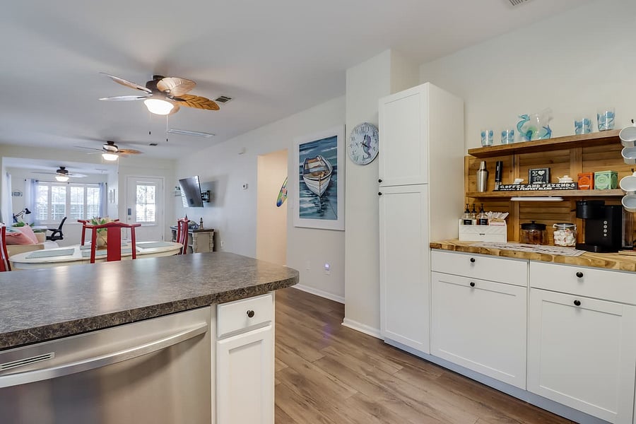 Furnished Finder property 888747_1 photo 13