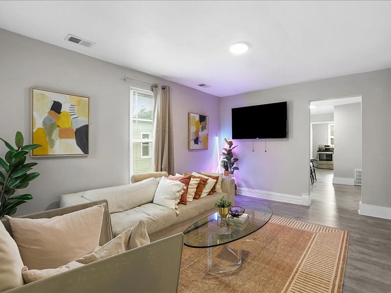 Furnished Finder property 888759_1 photo 4