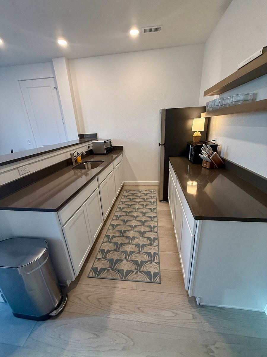 Furnished Finder property 888777_1 photo 12