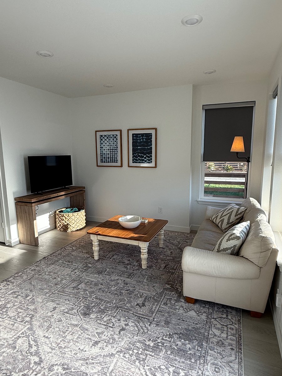 Furnished Finder property 888777_1 photo 8
