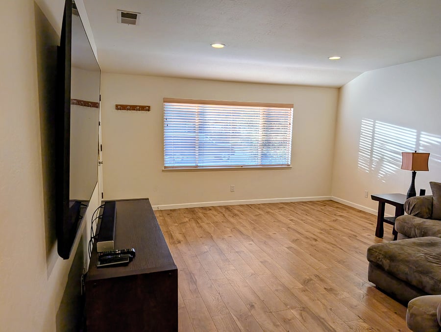 Furnished Finder property 888804_1 photo 8