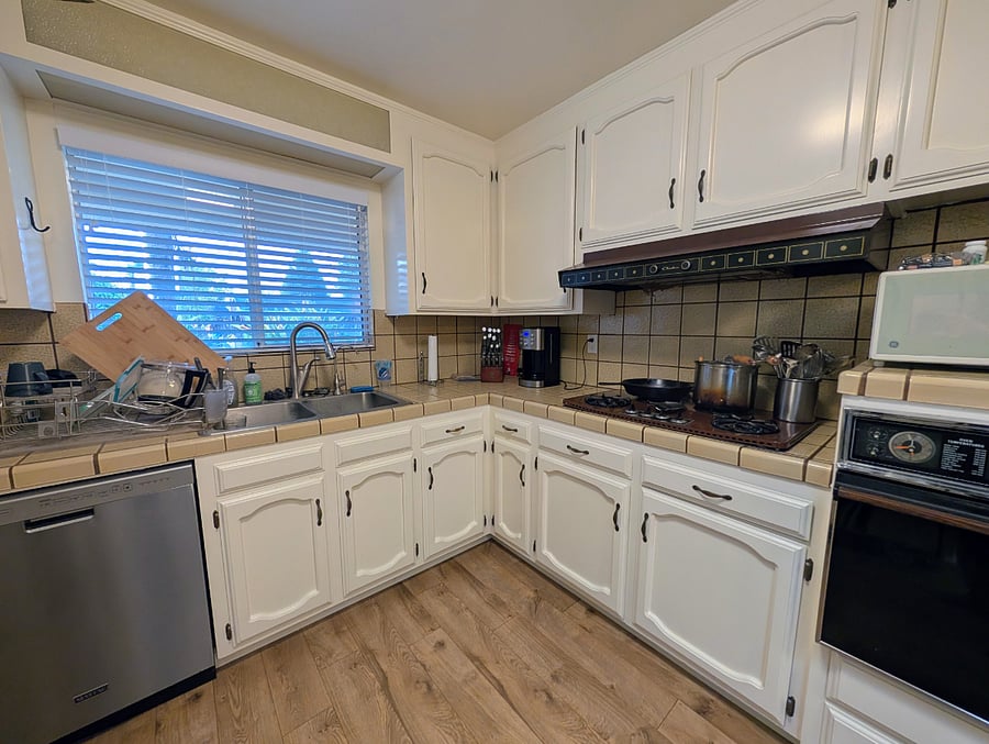 Furnished Finder property 888804_1 photo 13