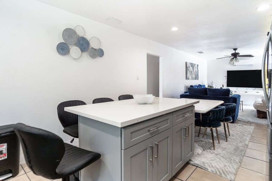 Furnished Finder property 888835_1 photo 10