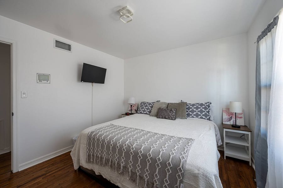 Furnished Finder property 888838_1 photo 27