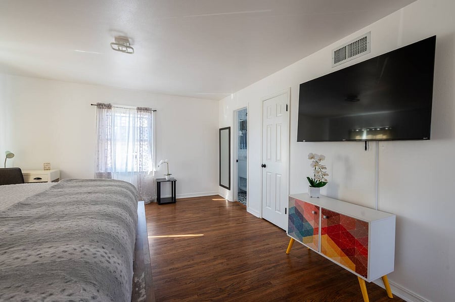 Furnished Finder property 888838_1 photo 29