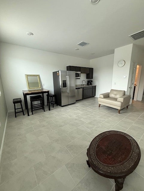 Furnished Finder property 888874_1 photo 8
